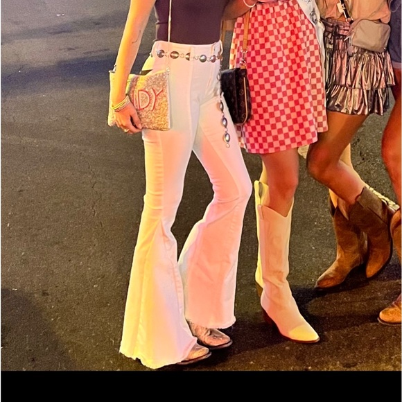 ❗️SOLD❗️Saints and Hearts ~ High-Rise Star Flare Jeans ~ - Picture 2 of 6